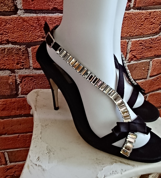 CINTI HEELS - Picture 3 of 15